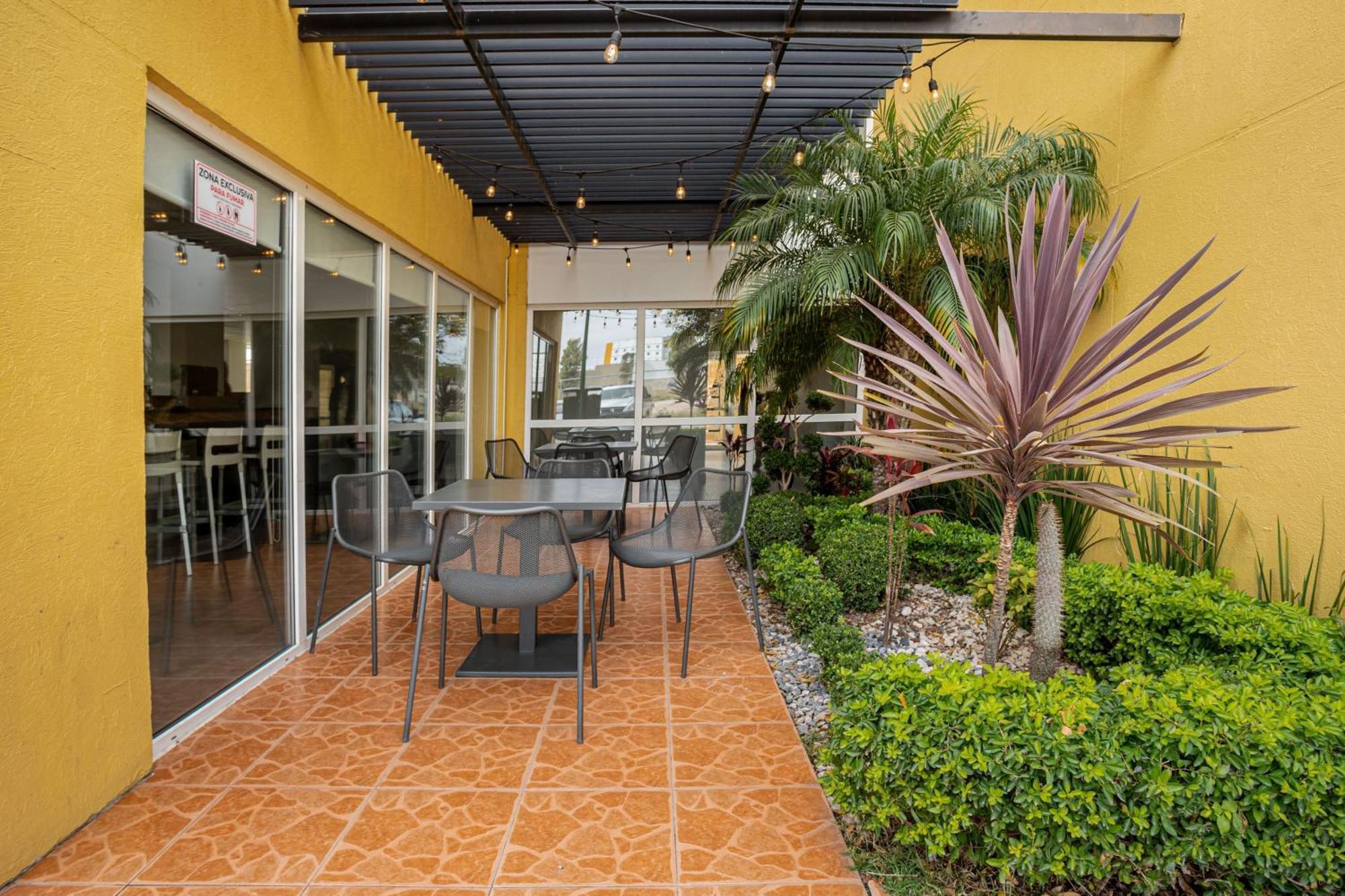 City Express By Marriott Durango Exterior photo