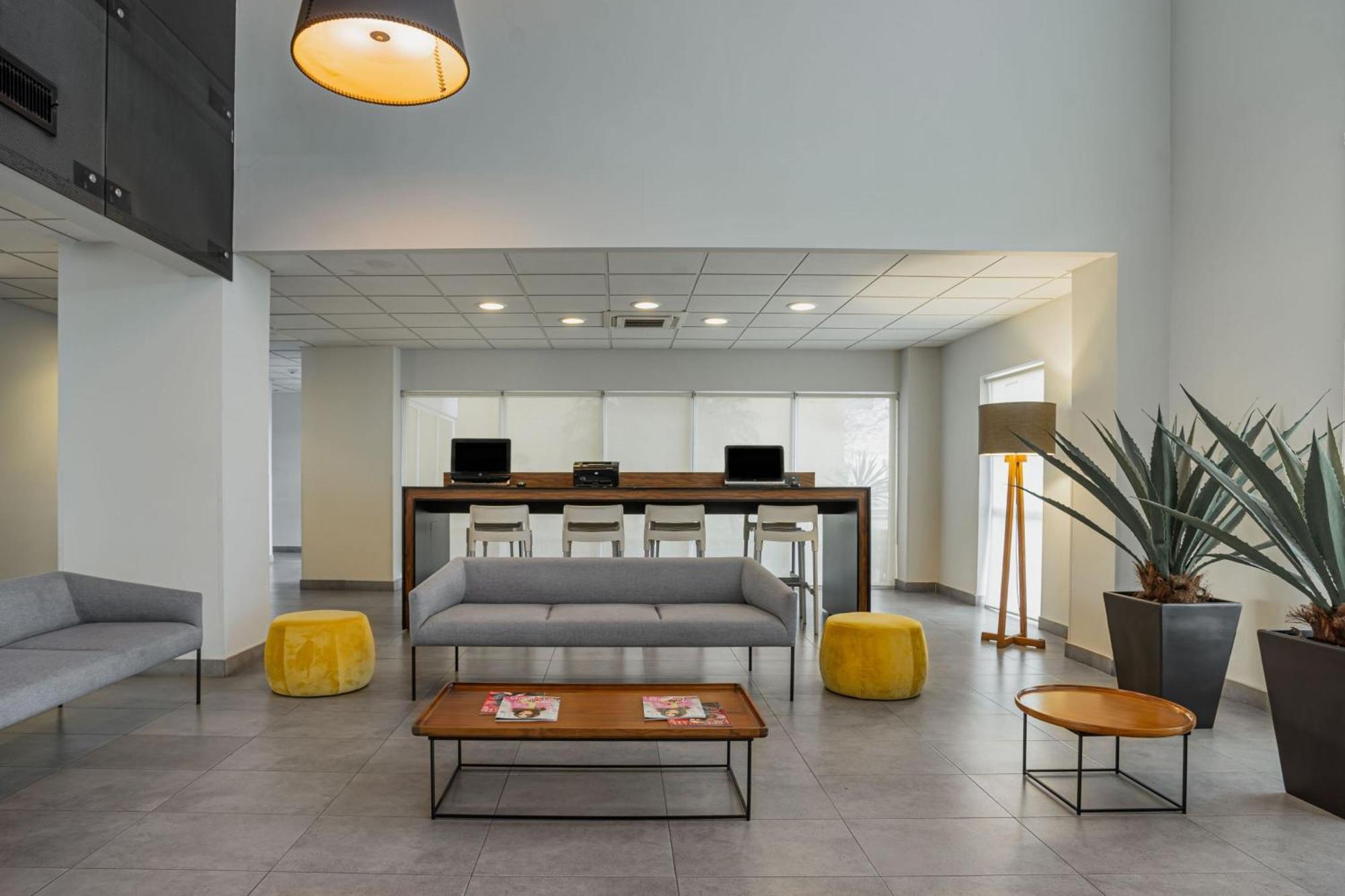 City Express By Marriott Durango Exterior photo