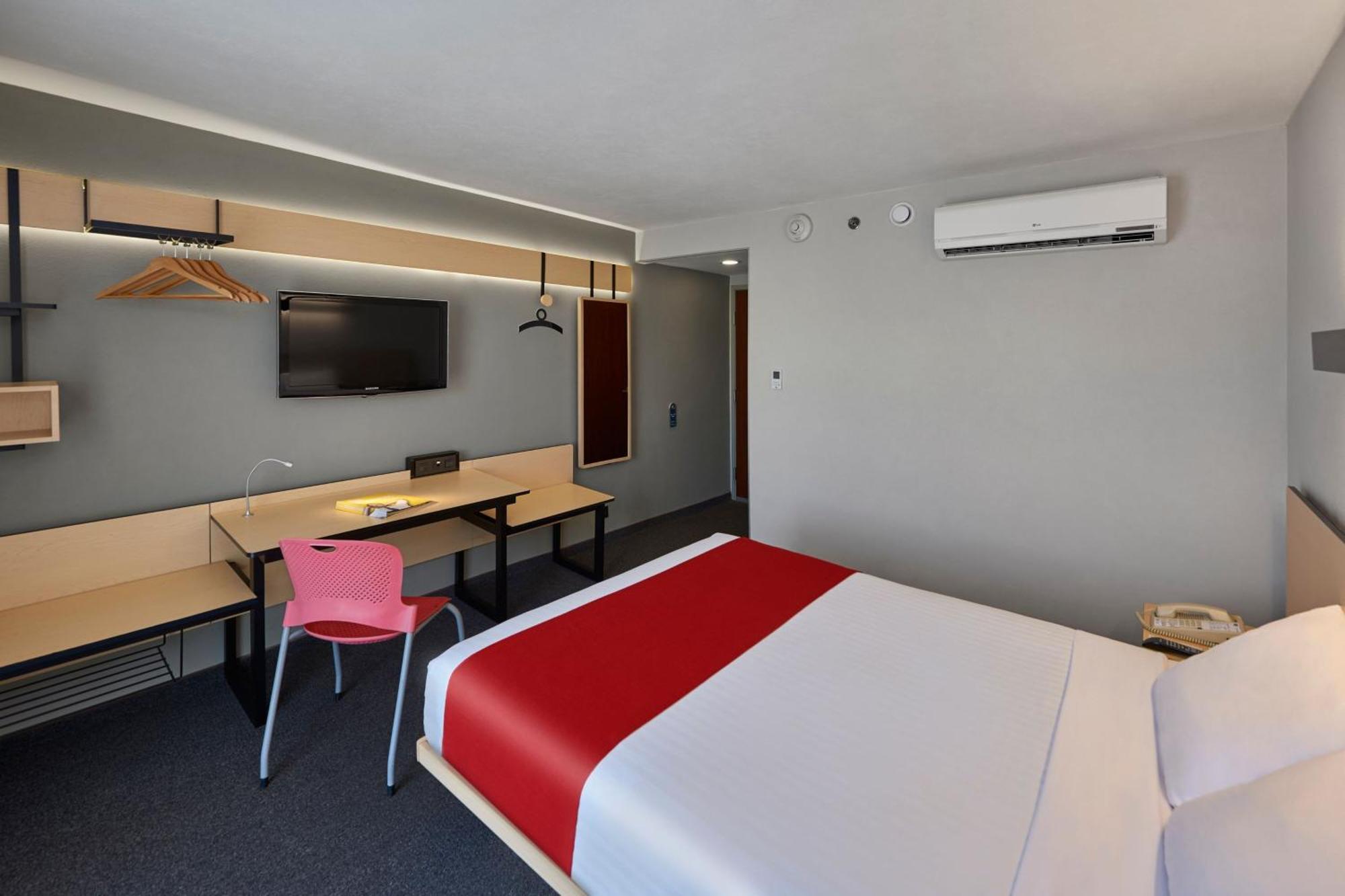 City Express By Marriott Durango Exterior photo